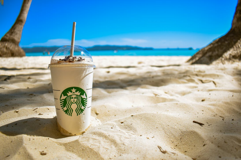 星巴克沒有一句文案的廣告，卻是吸引人的宣傳