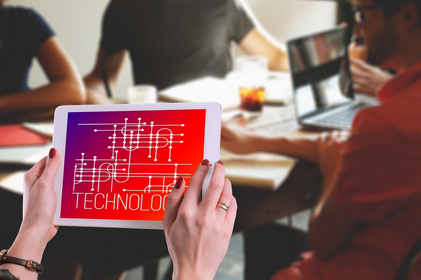 企業(yè)戰(zhàn)略定位三要素是什么？包括哪些理論？